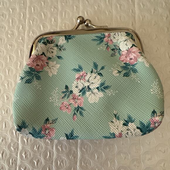 Faux Leather Kisslock Coin Purse with Floral print - Picture 5 of 6